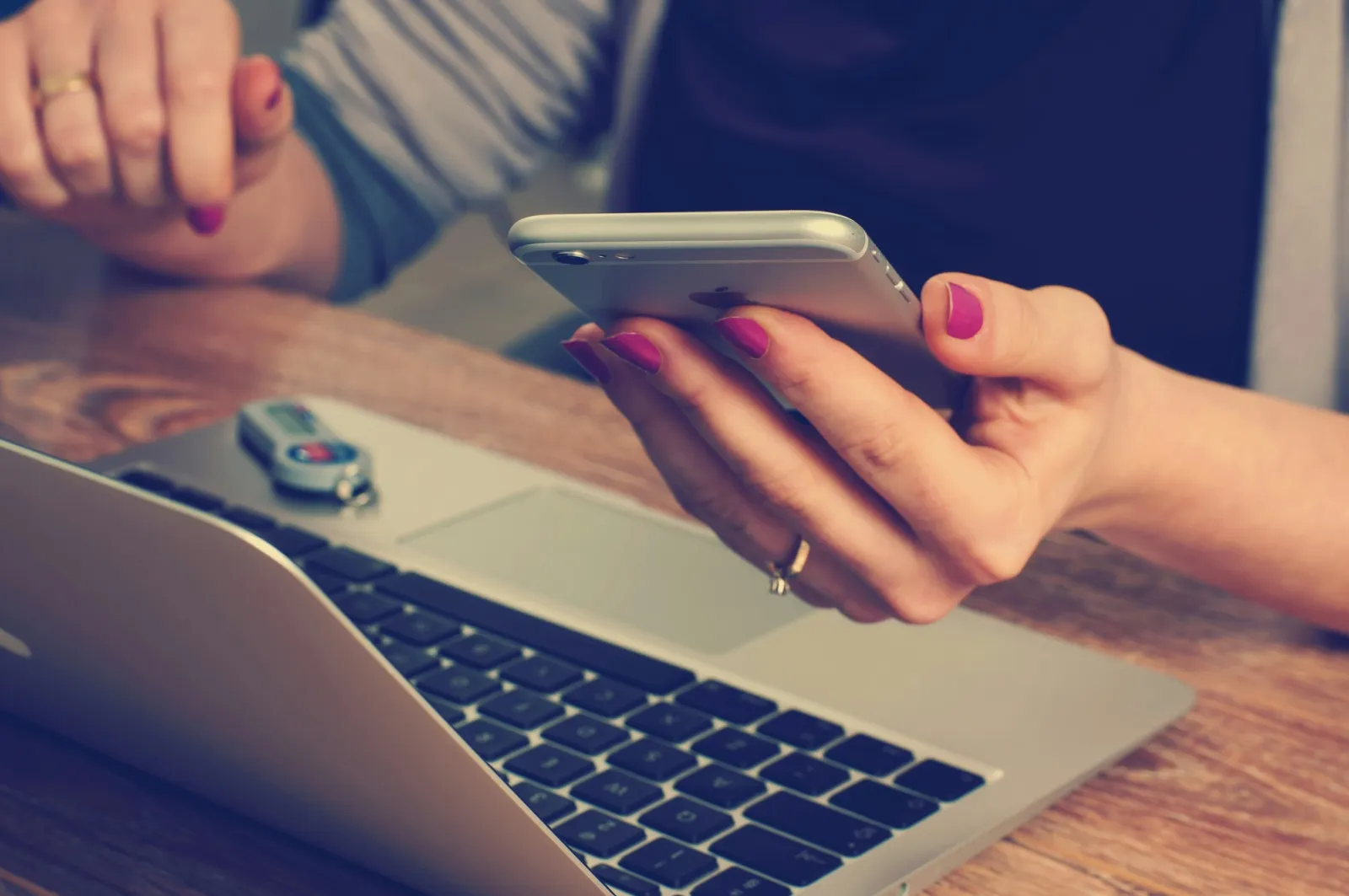 Why a Website That Works Well on Phones Matters for Your Business in 2024